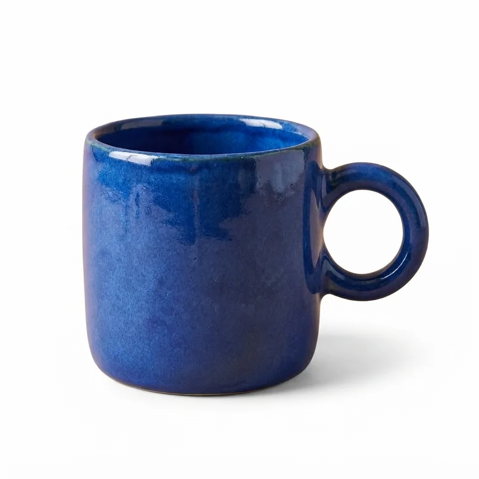 White-background product draft · Generated result